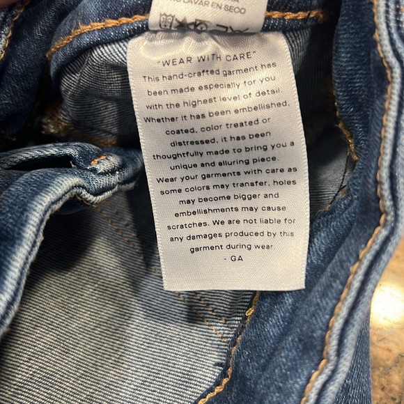 Good American stretch jean - no button fly jegging. Size 4 - Picture 4 of 7